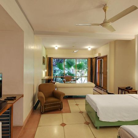 Hotel Inn Season Mahamandir Екстер'єр фото