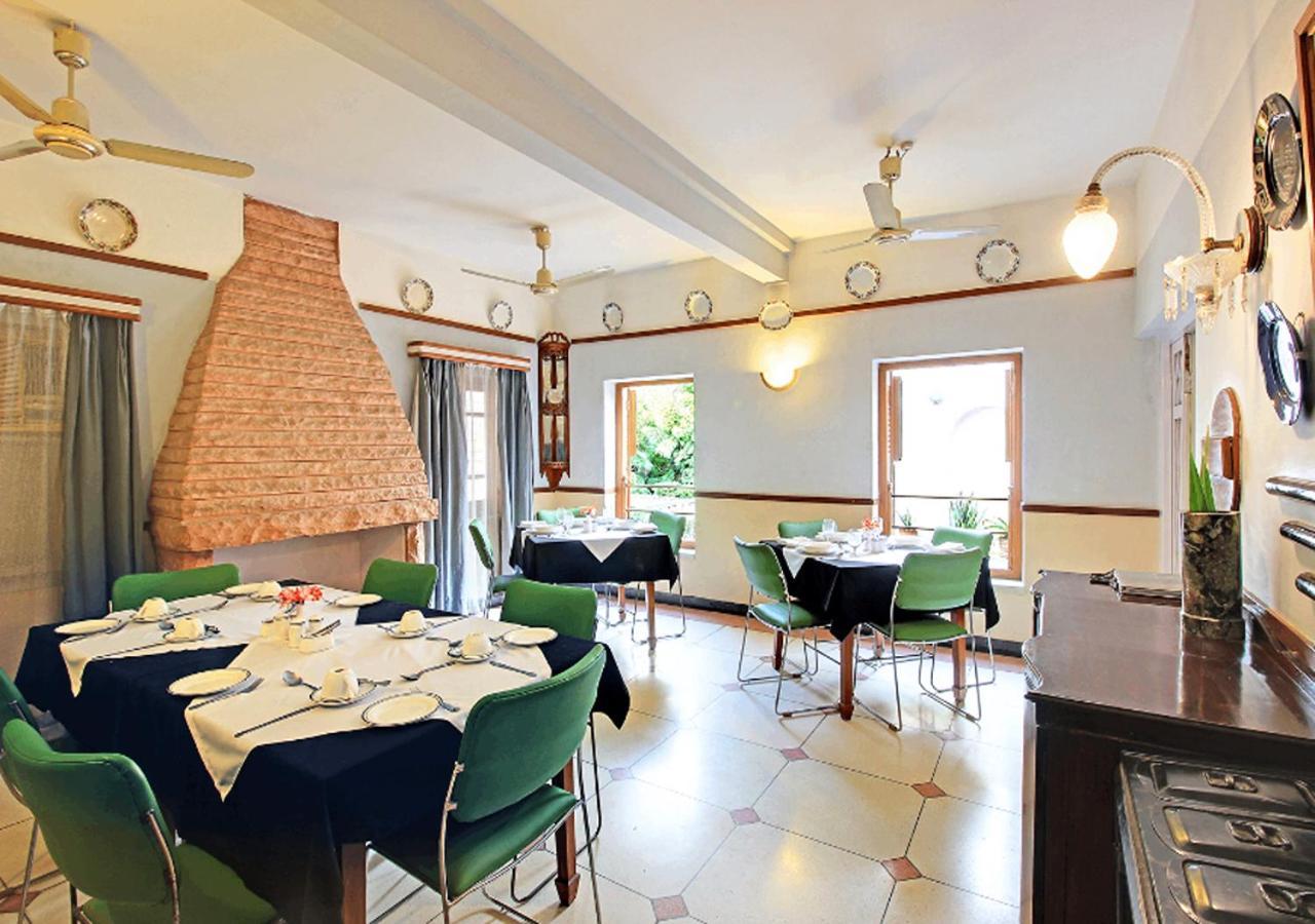 Hotel Inn Season Mahamandir Екстер'єр фото
