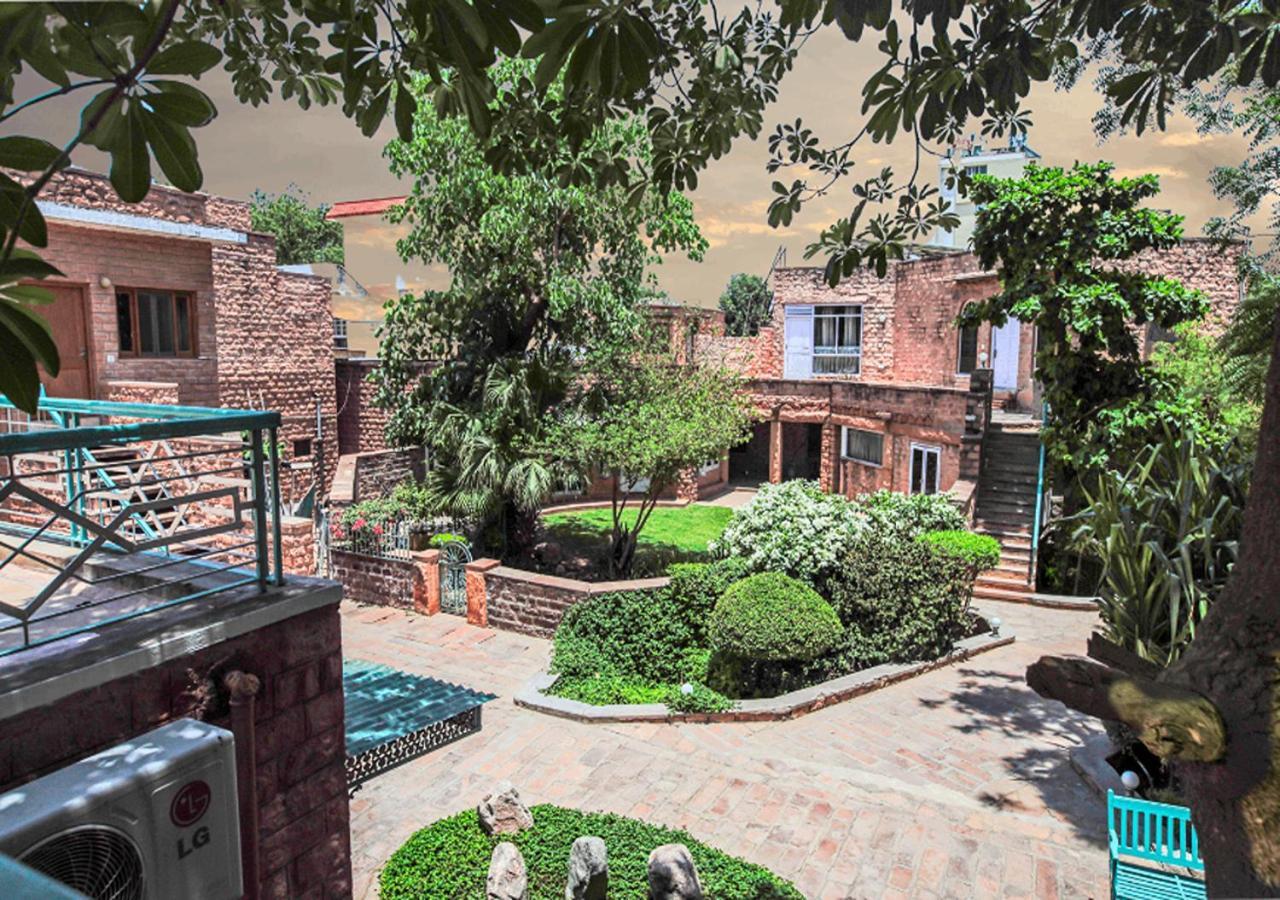 Hotel Inn Season Mahamandir Екстер'єр фото