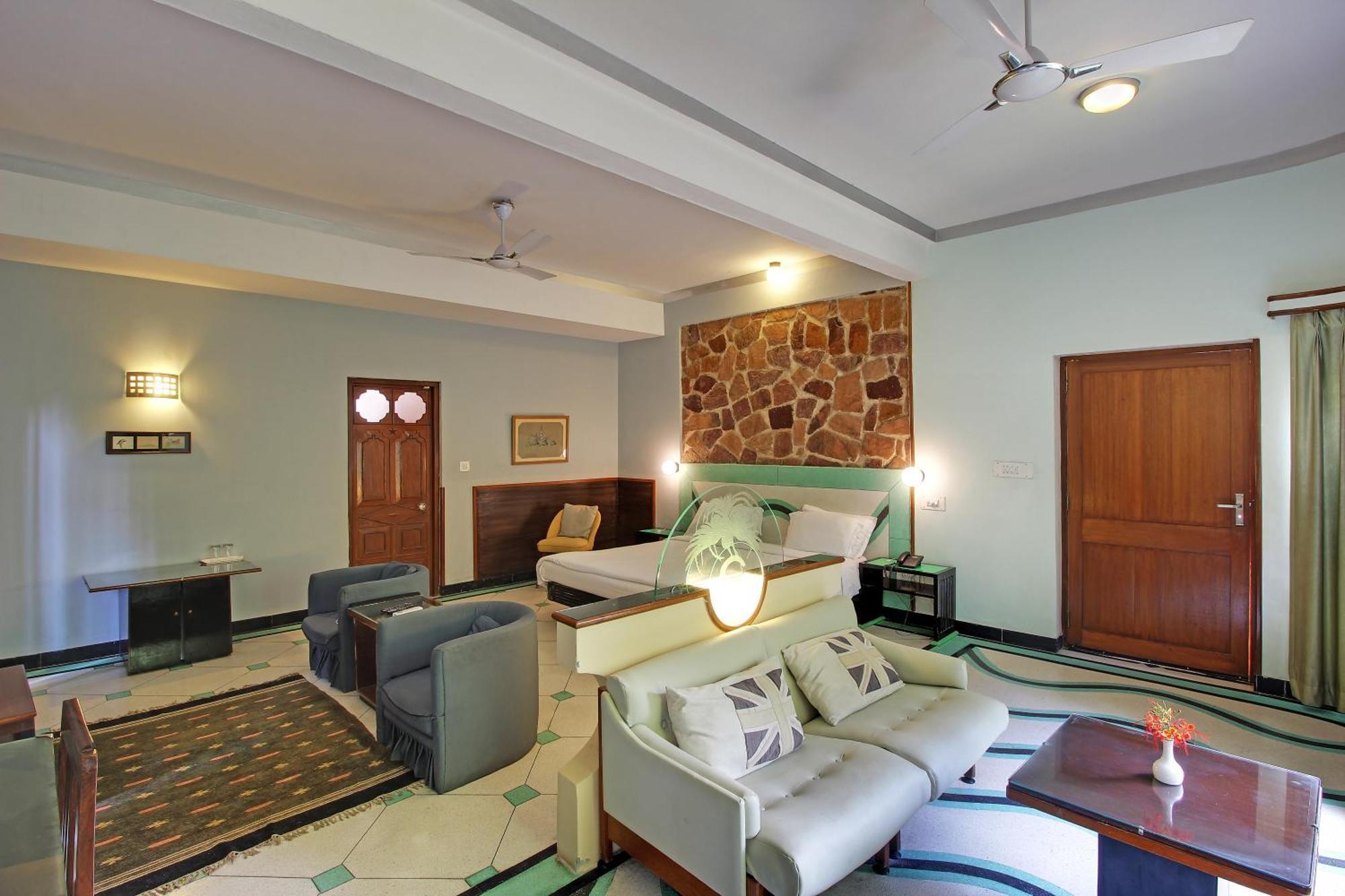 Hotel Inn Season Mahamandir Екстер'єр фото