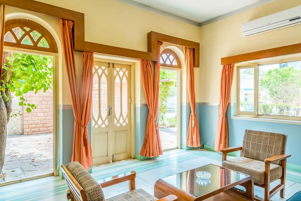 Hotel Inn Season Mahamandir Екстер'єр фото
