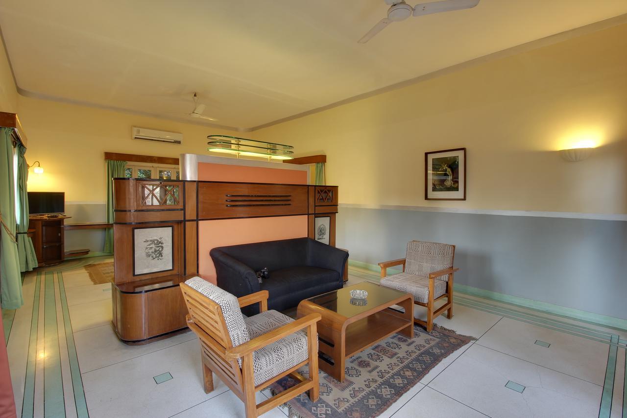 Hotel Inn Season Mahamandir Екстер'єр фото